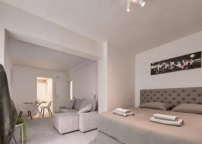 Stratum's Theo's Loft - By T&s *